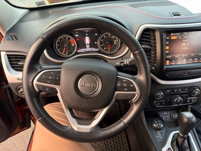 Thumbnail: 2016 Jeep Cherokee - 2