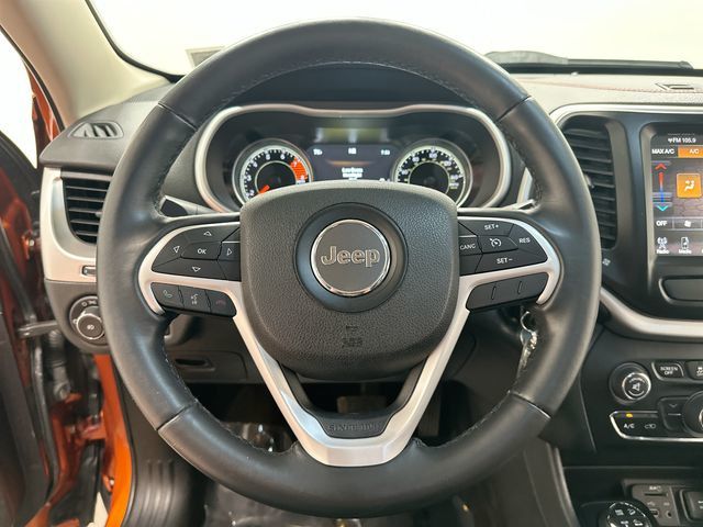 Thumbnail: 2016 Jeep Cherokee - 2