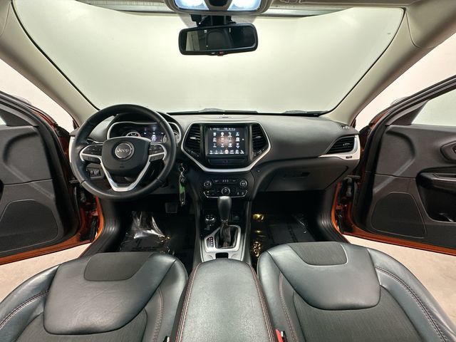 Thumbnail: 2016 Jeep Cherokee - 13