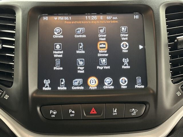 Thumbnail: 2016 Jeep Cherokee - 23