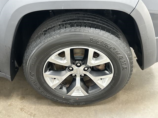 Thumbnail: 2016 Jeep Cherokee - 7