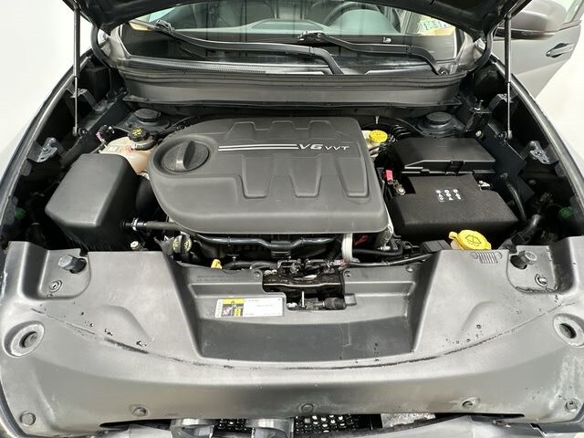 Thumbnail: 2016 Jeep Cherokee - 8