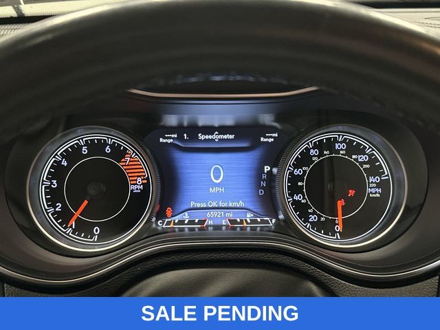 Thumbnail: 2019 Jeep Cherokee - 15