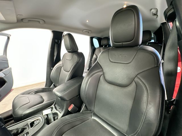 Thumbnail: 2020 Jeep Cherokee - 8