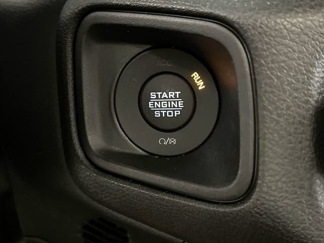 Thumbnail: 2025 Jeep Wrangler - 21