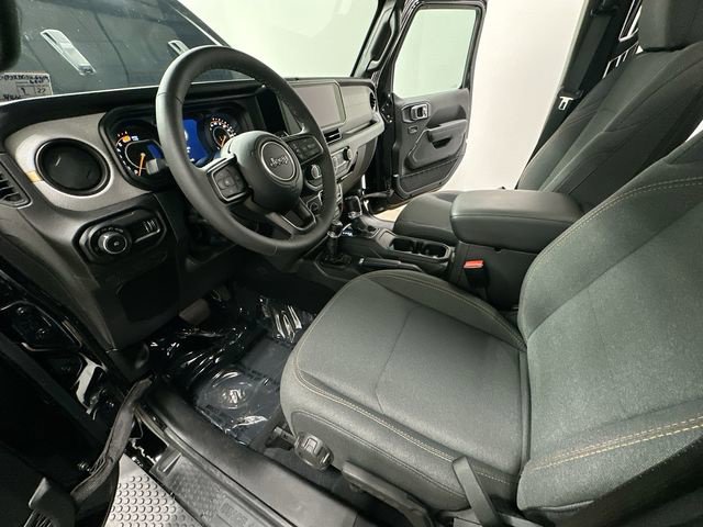 Thumbnail: 2025 Jeep Wrangler - 11