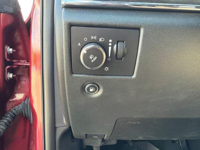 Thumbnail: 2015 Jeep Grand Cherokee - 27