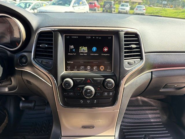 Thumbnail: 2015 Jeep Grand Cherokee - 14