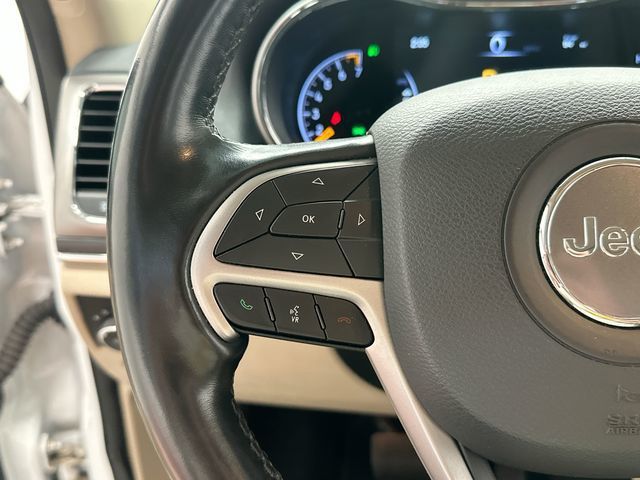 Thumbnail: 2020 Jeep Grand Cherokee - 13