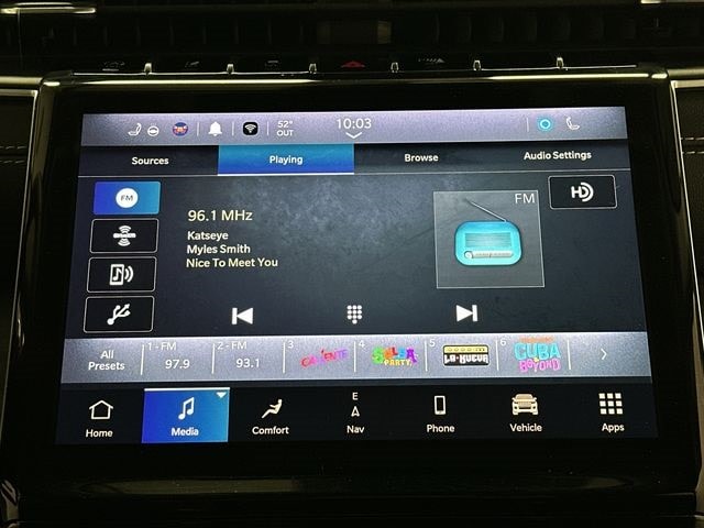 Thumbnail: 2023 Jeep Grand Cherokee - 14