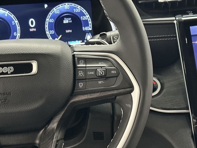 Thumbnail: 2023 Jeep Grand Cherokee - 19