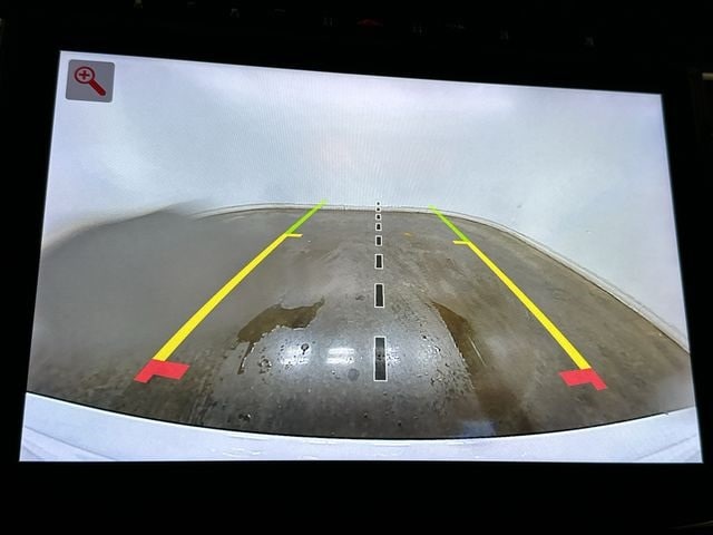 Thumbnail: 2023 Jeep Grand Cherokee - 23