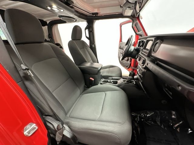 Thumbnail: 2021 Jeep Gladiator - 26