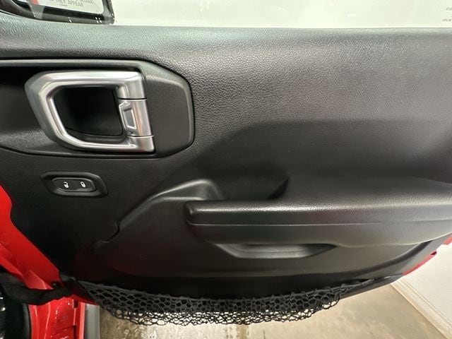 Thumbnail: 2021 Jeep Gladiator - 27