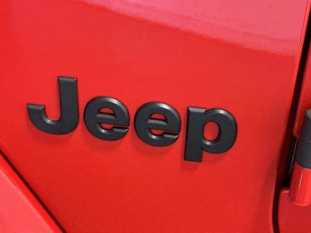 Thumbnail: 2021 Jeep Gladiator - 7