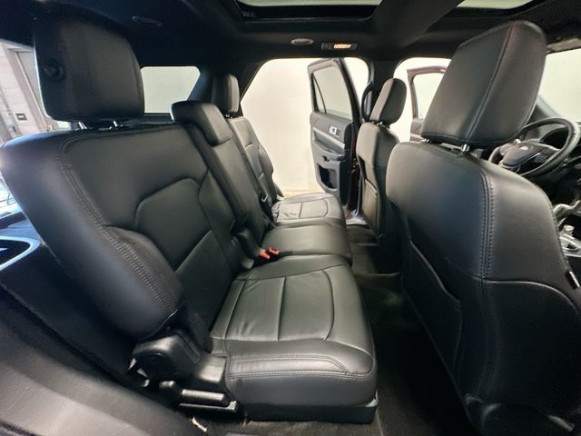 Thumbnail: 2018 Ford Explorer - 29
