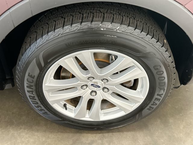 Thumbnail: 2018 Ford Explorer - 7