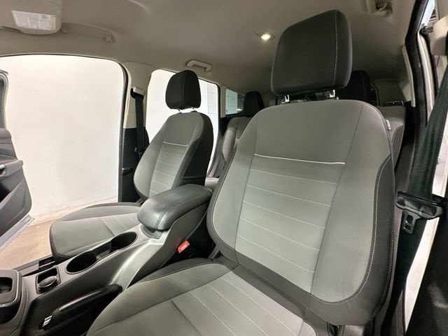 Thumbnail: 2014 Ford Escape - 9
