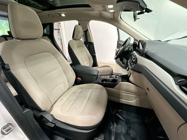 Thumbnail: 2020 Ford Escape - 28