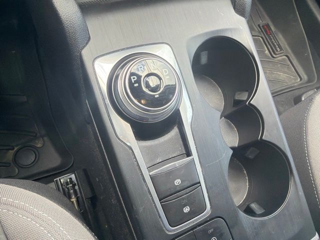 Thumbnail: 2021 Ford Escape - 7