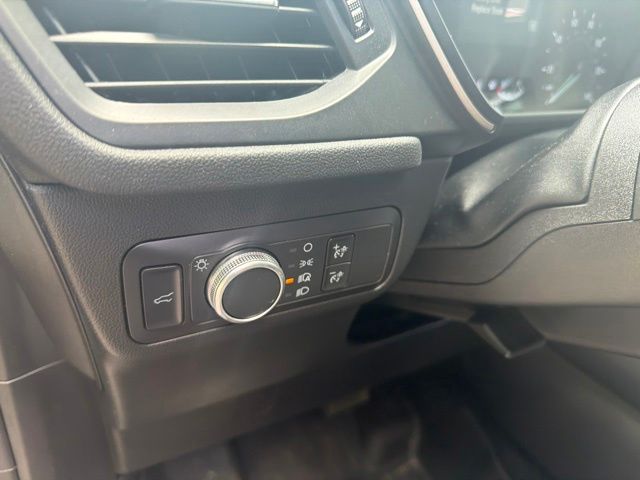 Thumbnail: 2021 Ford Escape - 14