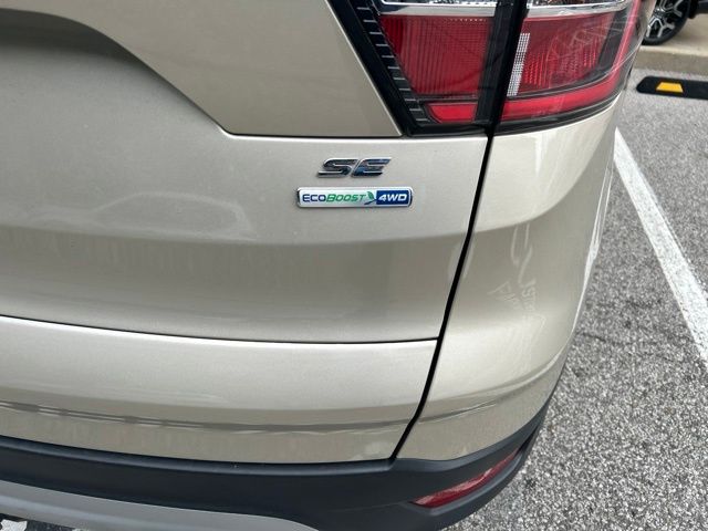 Thumbnail: 2018 Ford Escape - 20