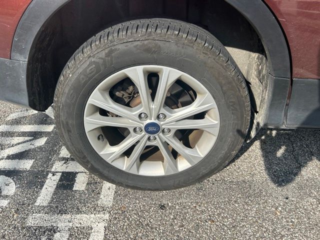 Thumbnail: 2018 Ford Escape - 15