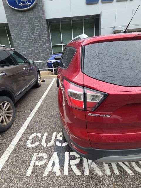 Thumbnail: 2017 Ford Escape - 15