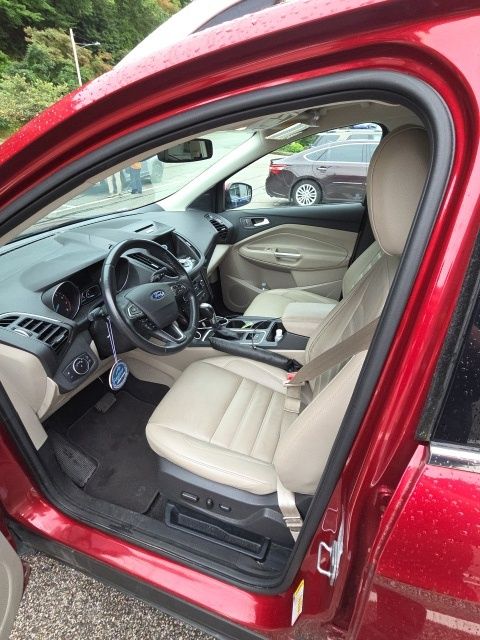 Thumbnail: 2017 Ford Escape - 7