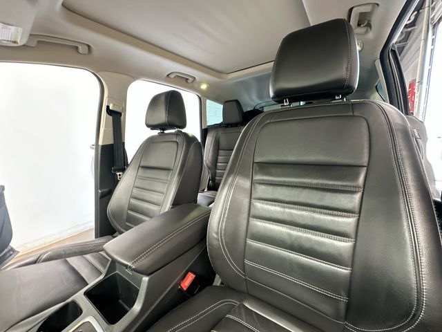 Thumbnail: 2017 Ford Escape - 8