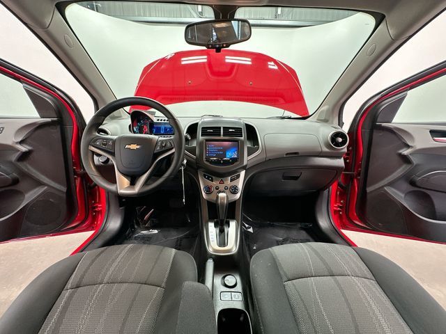 Thumbnail: 2015 Chevrolet Sonic - 10