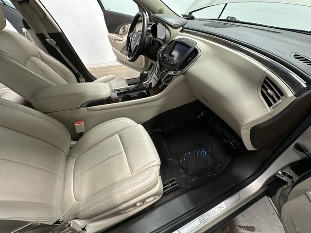 Thumbnail: 2014 Buick LaCrosse - 26