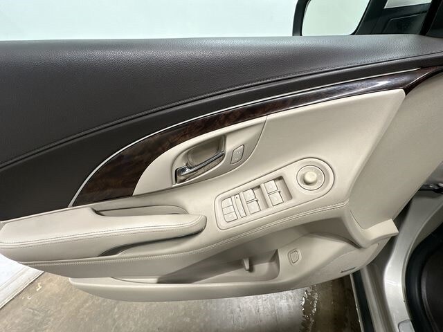 Thumbnail: 2014 Buick LaCrosse - 25