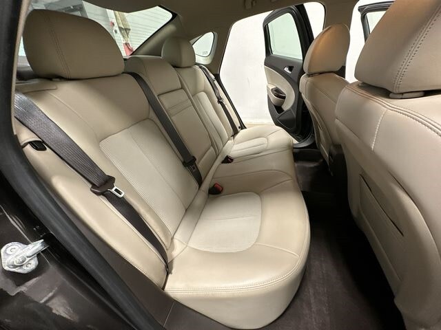 2012 Buick Verano Convenience 26