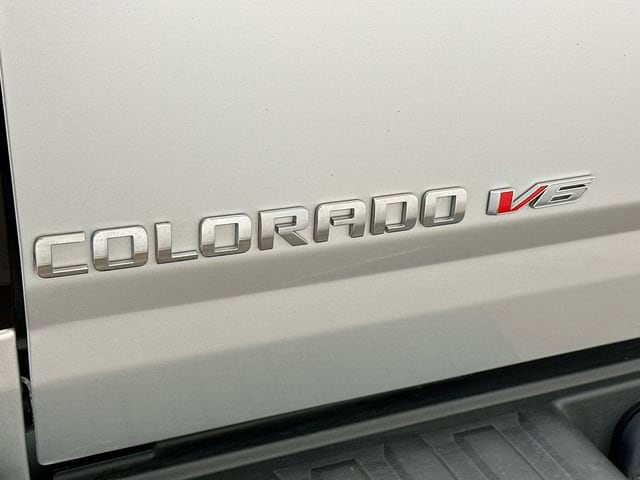 Thumbnail: 2020 Chevrolet Colorado - 28