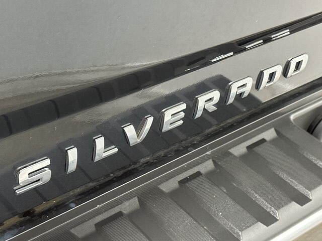 2017 Chevrolet Silverado 1500 LT 28