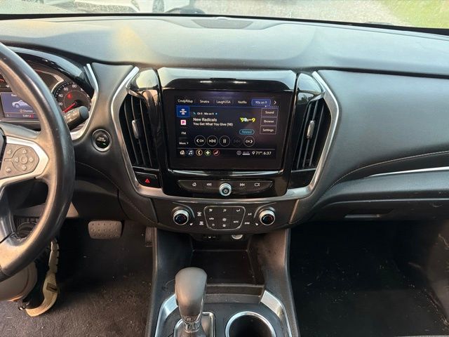 Thumbnail: 2021 Chevrolet Traverse - 12