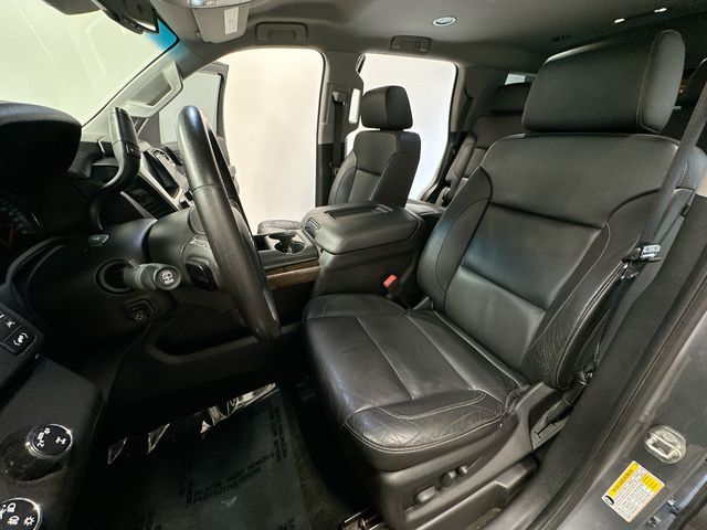 Thumbnail: 2018 Chevrolet Tahoe - 12
