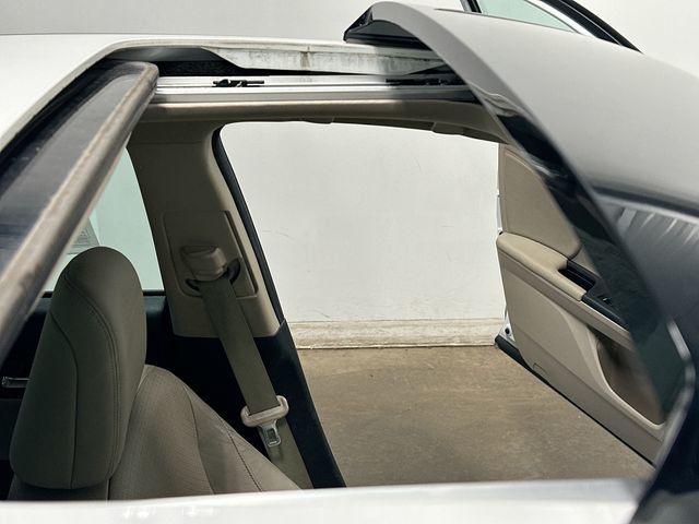 Thumbnail: 2014 Honda Accord - 19