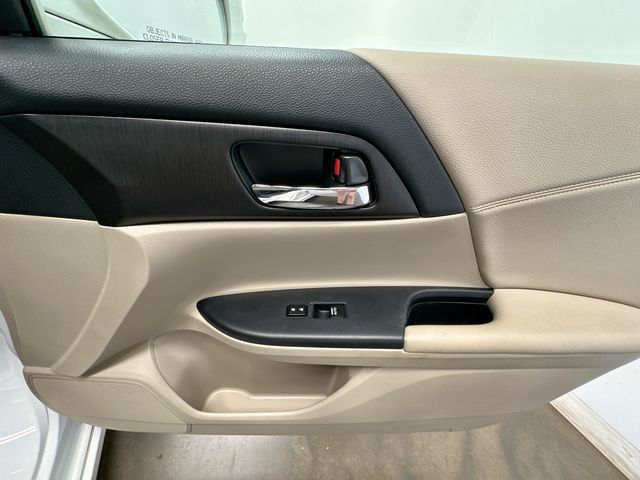Thumbnail: 2014 Honda Accord - 27