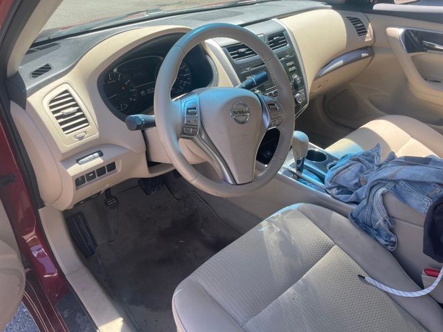 Thumbnail: 2014 Nissan Altima - 9