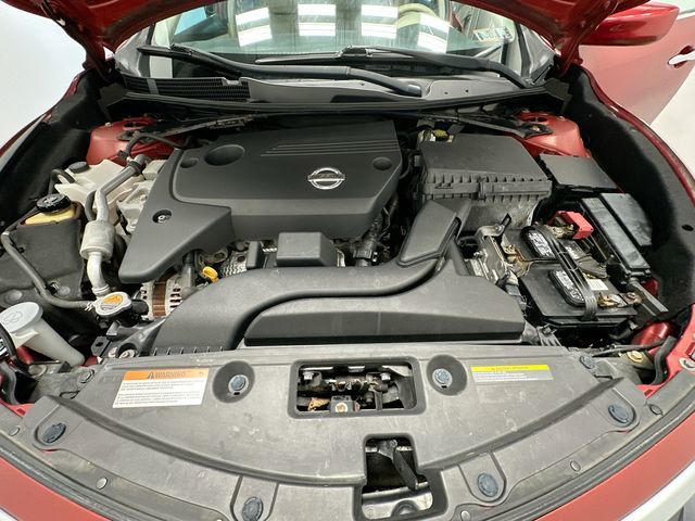 Thumbnail: 2014 Nissan Altima - 8