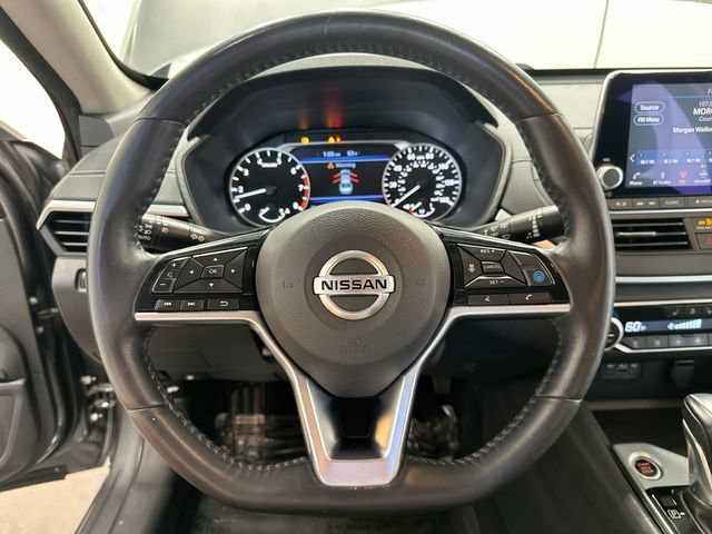 Thumbnail: 2019 Nissan Altima - 10