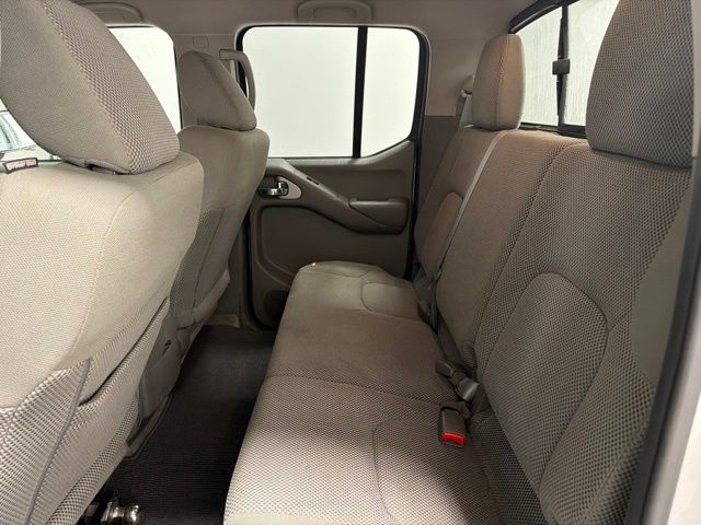 Thumbnail: 2016 Nissan Frontier - 18