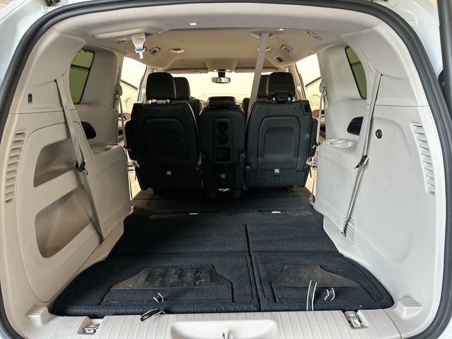 Thumbnail: 2019 Chrysler Pacifica - 31