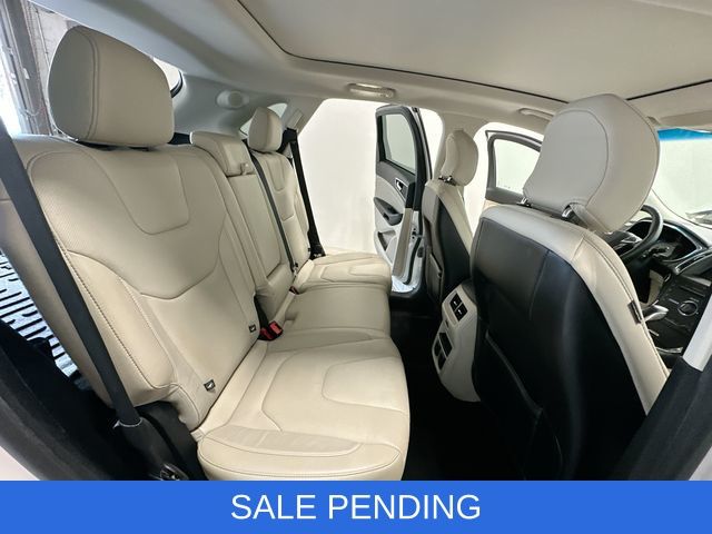 Thumbnail: 2015 Ford Edge - 28