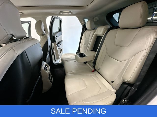 Thumbnail: 2015 Ford Edge - 12