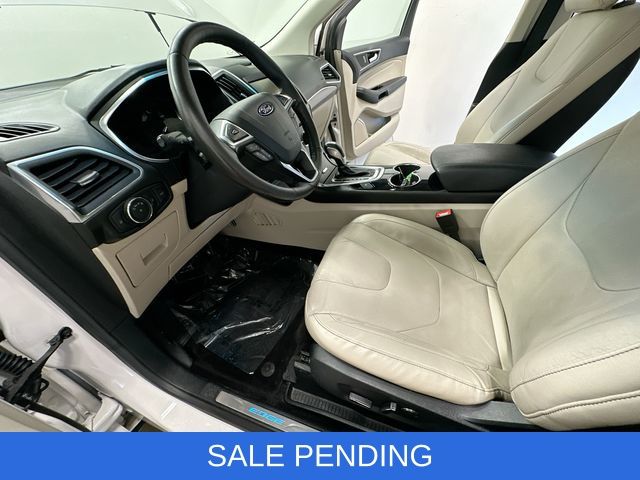 Thumbnail: 2015 Ford Edge - 10