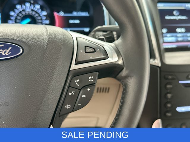 Thumbnail: 2015 Ford Edge - 19