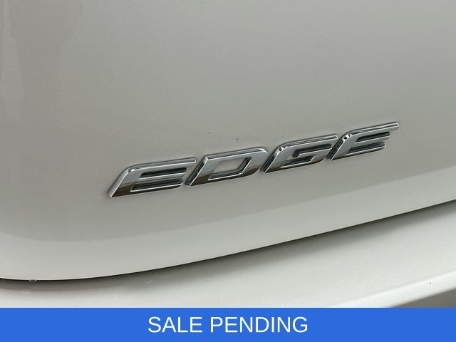 Thumbnail: 2015 Ford Edge - 29